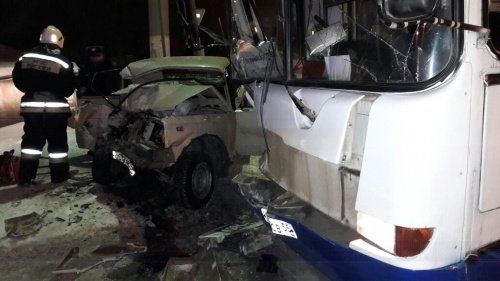 В Омске в ДТП с автобусом погибла женщина (4).jpg