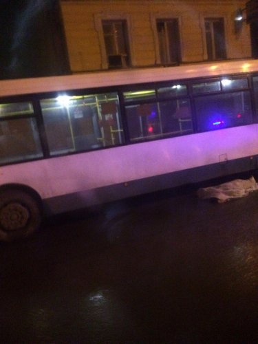 В Петербурге водитель насмерть сбил девушку и скрылся (1).jpg