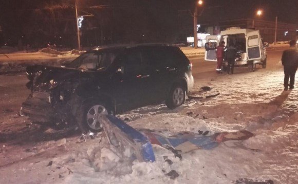 В ночном ДТП в Барнауле пострадал человек (1).jpg
