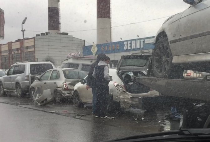 Массовая авария напроспекте Энергетиков