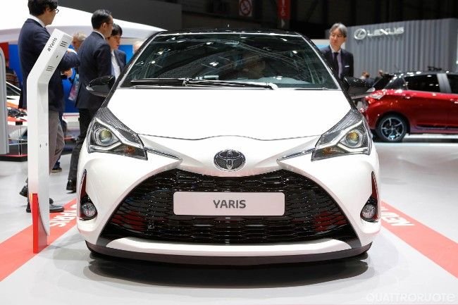 В Женеве показали первый за десятилетие хот-хэтч Toyota Yaris GRMN (6).jpeg