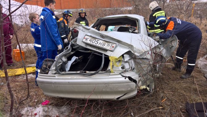 Два человека погибло в результате ДТП с участием трех автомобилей, случившегося сегодня, 8 апреля, на проспекте Мира в Южно-Сахалинске