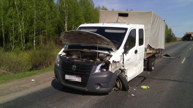 В Башкирии в ДТП с двумя «Газелями» погиб таксист (3).jpg