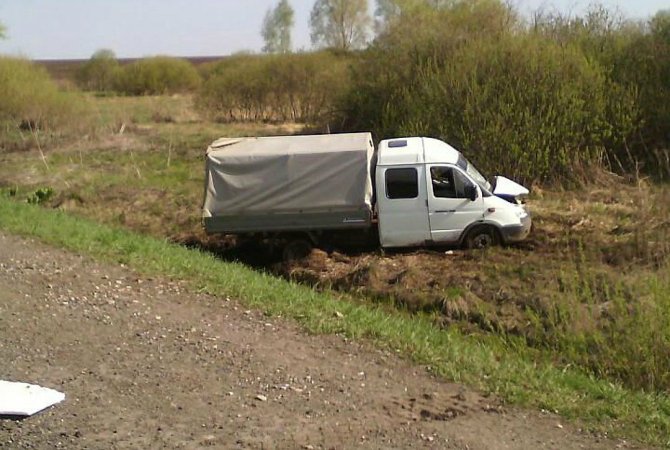 В Башкирии в ДТП с двумя «Газелями» погиб таксист (4).jpg