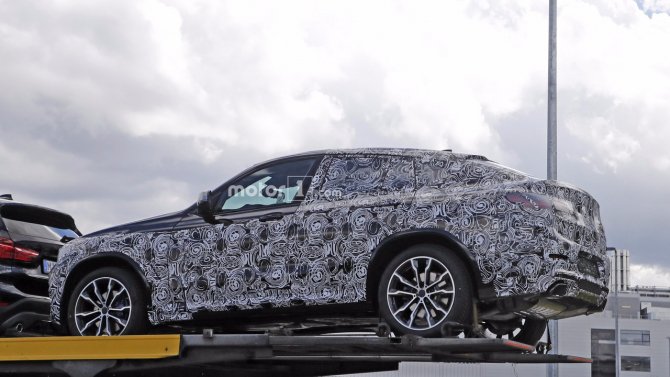 Кроссовер BMW X4 «засветился» на шпионских фото (8).jpg
