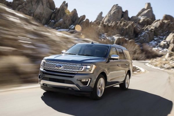 Ford-Expedition-2018-фото-600x400.jpg