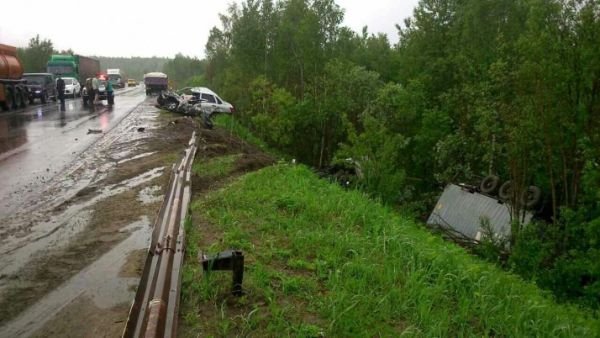 В Нижегородской области в ДТП с фурой погибли четыре женщины (3).jpg