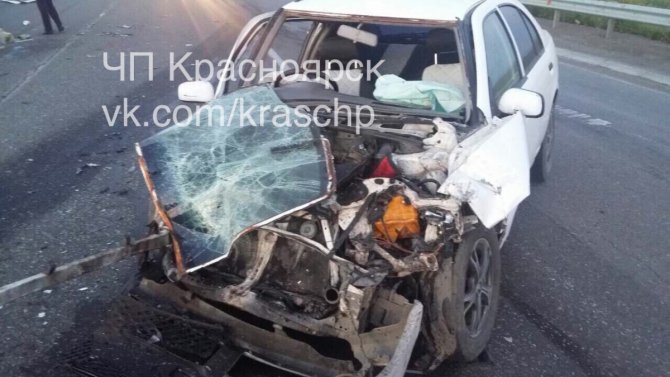 Три человека пострадали в ДТП с двумя иномарками под Красноярском (2).jpg