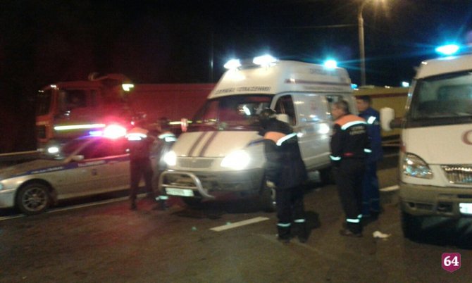 Четыре человека пострадали в ДТП под Саратовом (4).jpg
