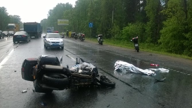 В ДТП под Новгородом погибла мотоциклистка (3).jpg