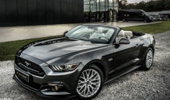 Carlex Design усовершенствовали салон Ford Mustang GT