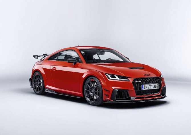 Audi представили пакет дополнений Sport Performance Parts для спорткаров TT RS и R8 (3).jpg