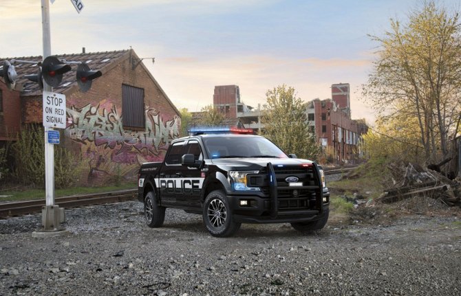 Ford F-150 Police Responder (3).jpg