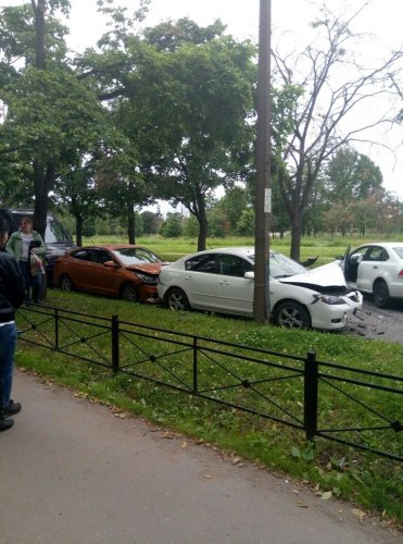 В Петербурге произошла новая авария с пострадавшим ребенком (2).jpg