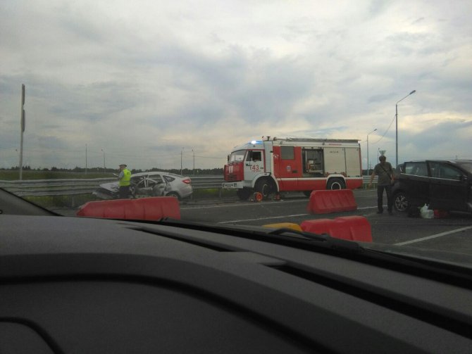 В лобовой аварии в Гатчинском районе погиб водитель «Лады» (6).jpg