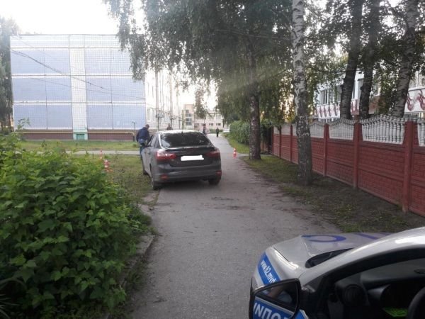 В Рязанской области 4-летний велосипедист попал под колеса иномарки (2).jpg