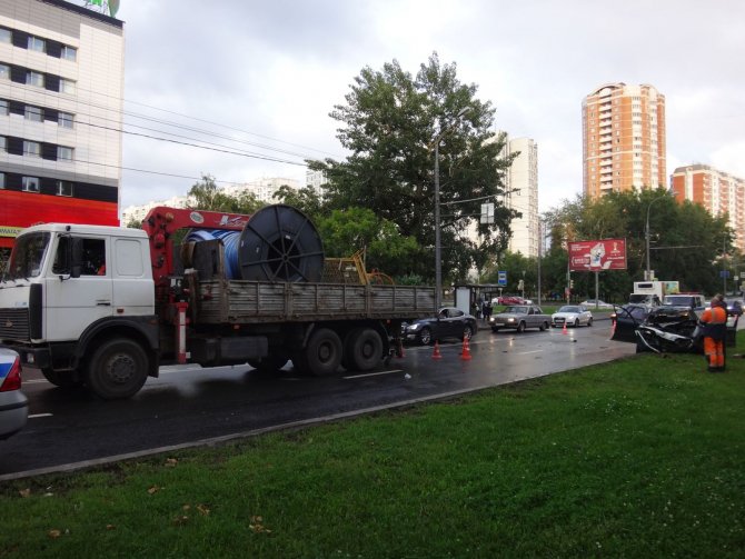 Два человека пострадали в ДТП на Дмитровском шоссе в Москве (6).jpg
