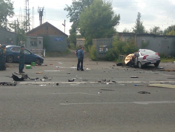 В Невском районе Петербурга в тройном ДТП погиб мужчина (3).jpg
