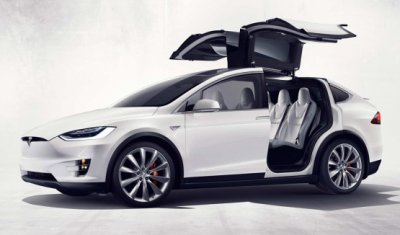 Tesla подготовили складные сидения для семиместной Model X
