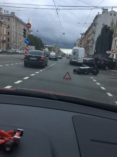 На Лиговском в Петербурге сбили мотоциклиста (2).jpg