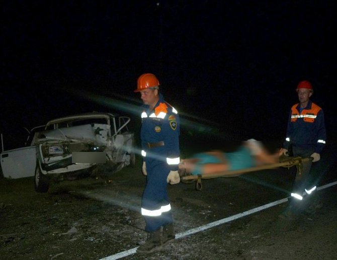 В ночном ДТП на дороге Тацинская-Милютинская погиб человек.jpg