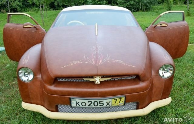 В Химках продают уникальный автомобиль из кожи бизона и меха норки (2).jpg