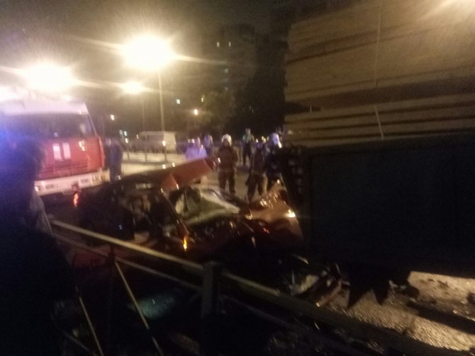 Три человека погибли в ночном ДТП на Софийской улице в Петербурге (2).jpg
