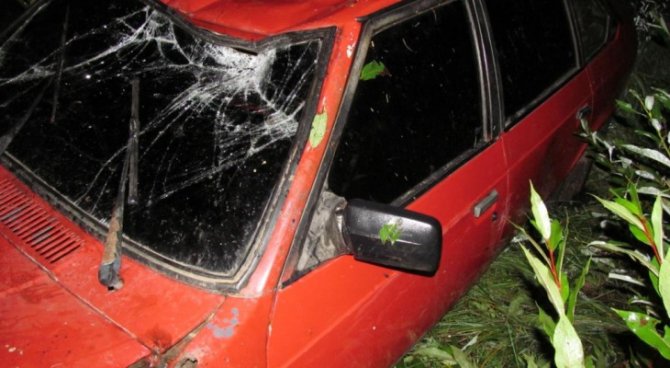 Трагедия произошла 29 августа около 23:15 на 2 км автодороги Подъезд к поселку Ёдва Удорского района. По вине пьяного водителя погиб14-летний мальчик..jpg