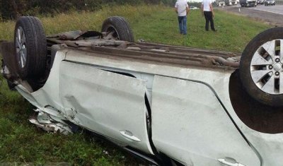 Молодой водитель погиб в опрокинувшейся иномарке под Волгоградом