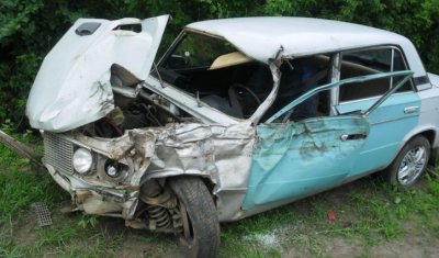 Тюменских водителей на трассе будет устрашать выставка разбитых в ДТП автомобилей