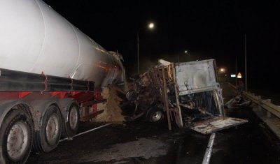 Под Курском в ДТП погибли два водителя грузовиков