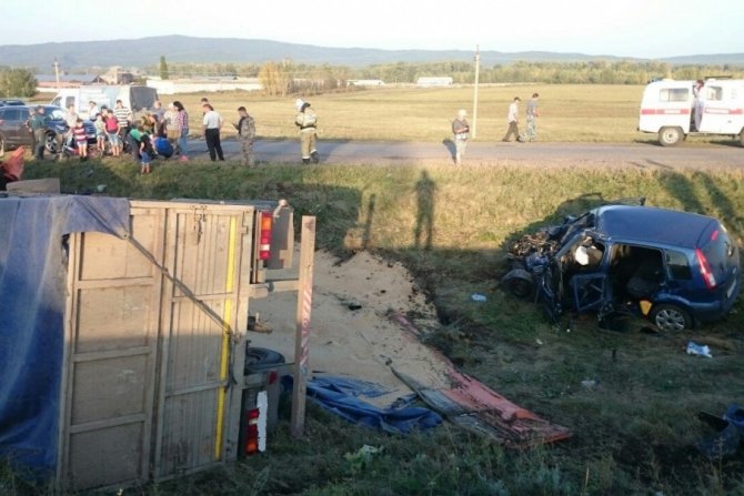 Шесть человек пострадали в ДТП с КамАЗом в Башкирии (1).jpg