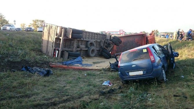 Шесть человек пострадали в ДТП с КамАЗом в Башкирии (2).jpg