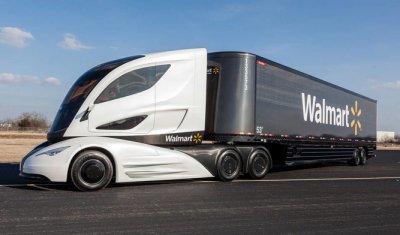 Илон Маск отложил презентацию электрогрузовика Tesla Semi