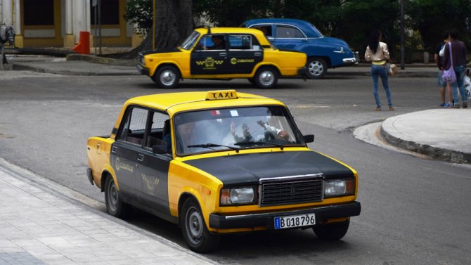 Такси Лада на кубе