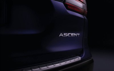 В Сети появился тизер серийной версии семиместного кроссовера Subaru Ascent