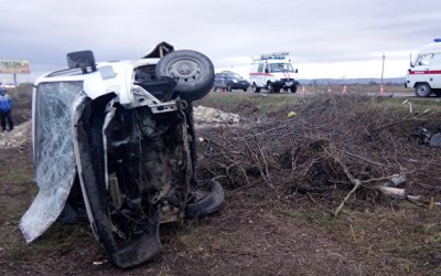 Два человека погибли в тройном ДТП под Симферополем