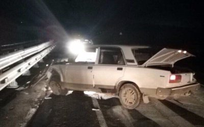 В Саратовской области водитель бросил машину с ранеными пассажирами сбежал с места ДТП