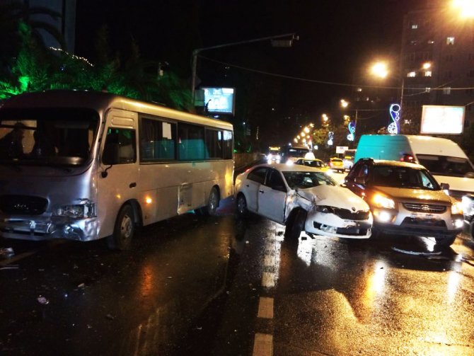 Подросток пострадал в ДТП с автобусом в Сочи (3)
