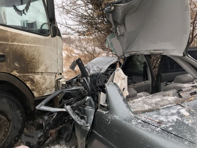 В массовом ДТП в Татищевском районе погиб водитель «Приоры» (2)