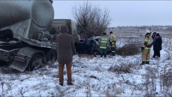 В массовом ДТП в Татищевском районе погиб водитель «Приоры» (1)