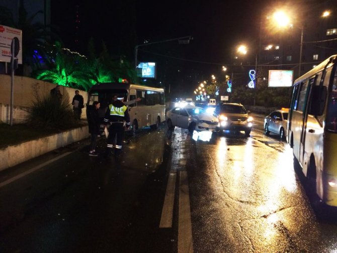 Подросток пострадал в ДТП с автобусом в Сочи (4)