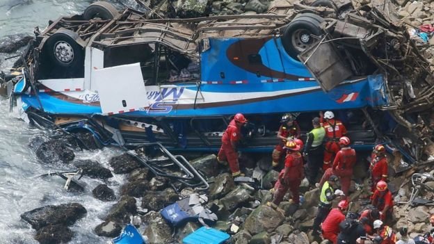 Трагедия в Перу, перевернулся автобус