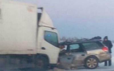 В ДТП с грузовиком на трассе Красноярск – Енисейск погиб мужчина