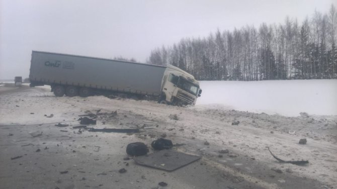 Три человека погибли в ДТП с фурой в Татарстане (1)