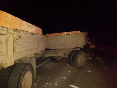 Водителя «ГАЗа» раздавило в ДТП в Башкирии (2)