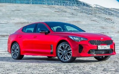 Обнародованы цены на новый KIA Stinger в России