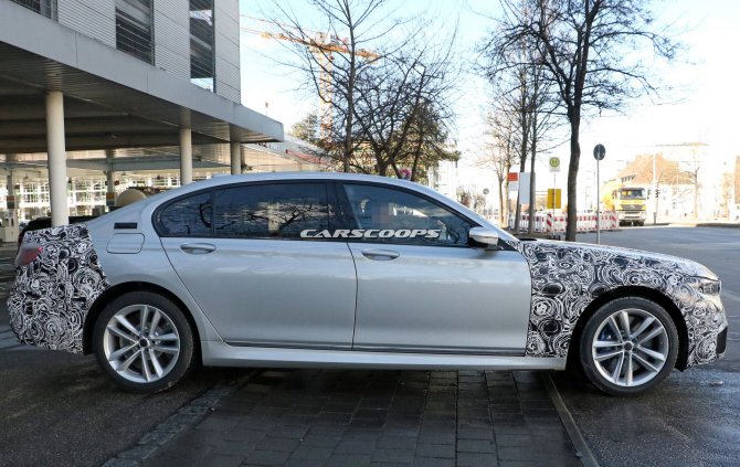 Седан BMW 7 Series 2019 года попал на снимки фотошпионов 2