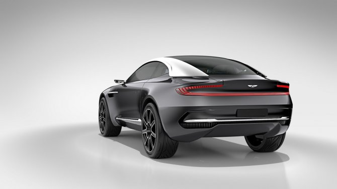 Aston Martin DBX концепт 6