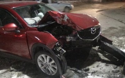 В Рязани Mazda врезалась в столб – погибла женщина